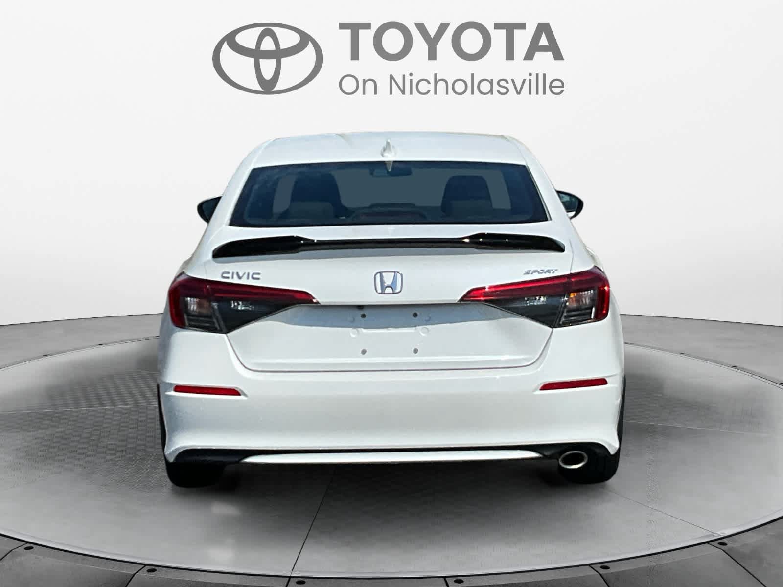 Used 2022 Honda Civic Sport image 4