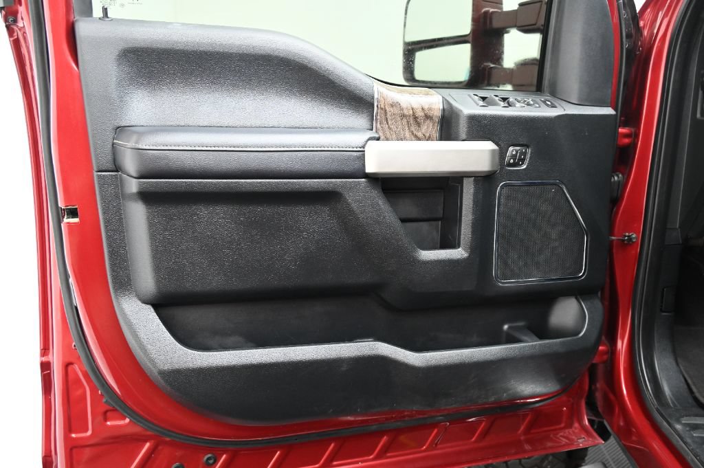 Used 2019 Ford F250 Lariat w/ Lariat Value Package AWD/4WD image 27