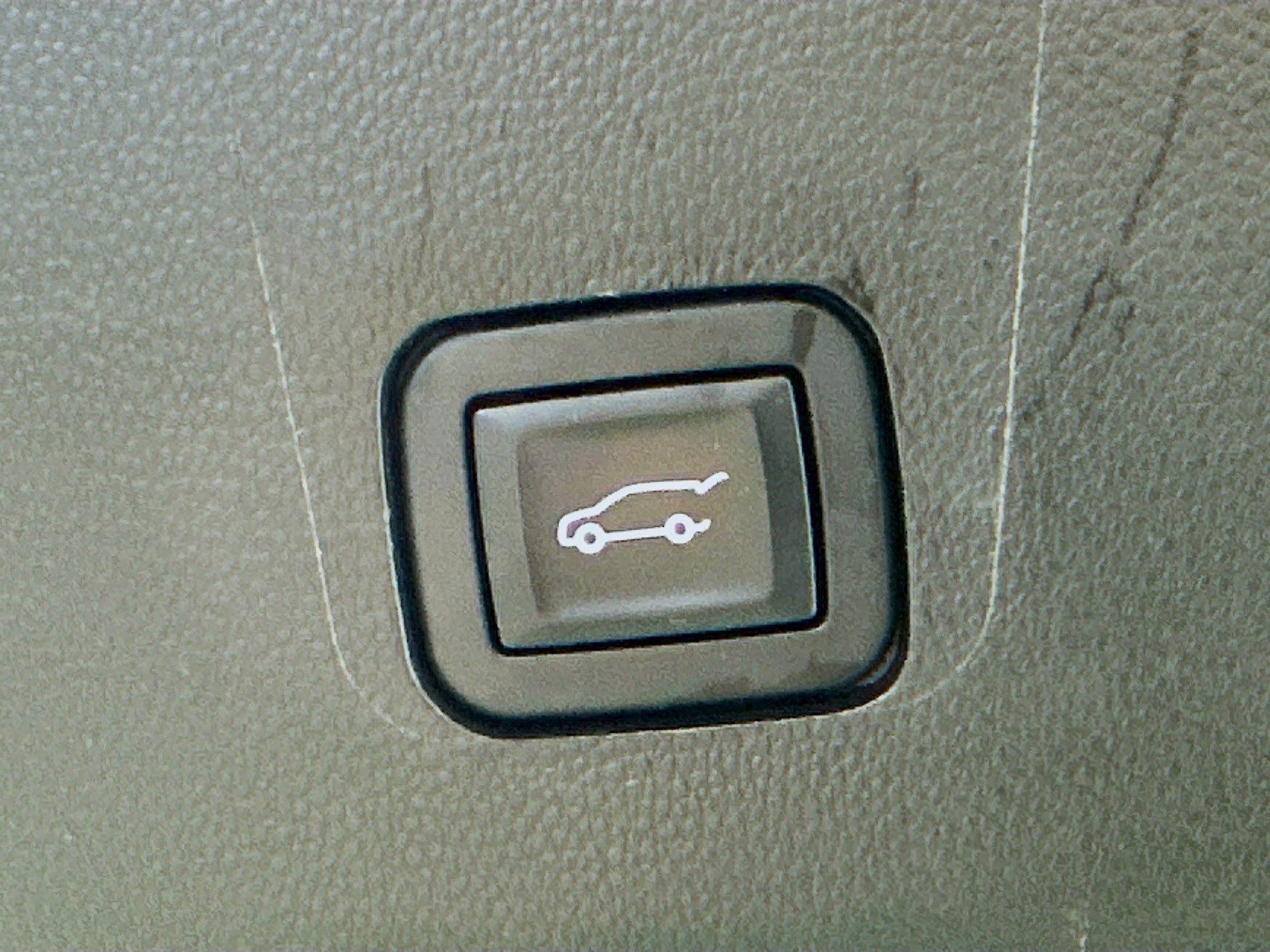 Used 2019 Chevrolet Traverse LT w/ LPO, Floor Liner Package AWD/4WD image 30