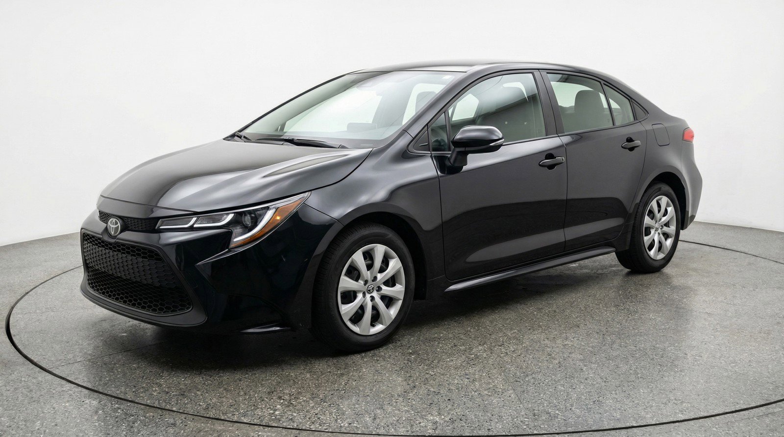 Used 2025 Toyota Corolla LE FWD image 3