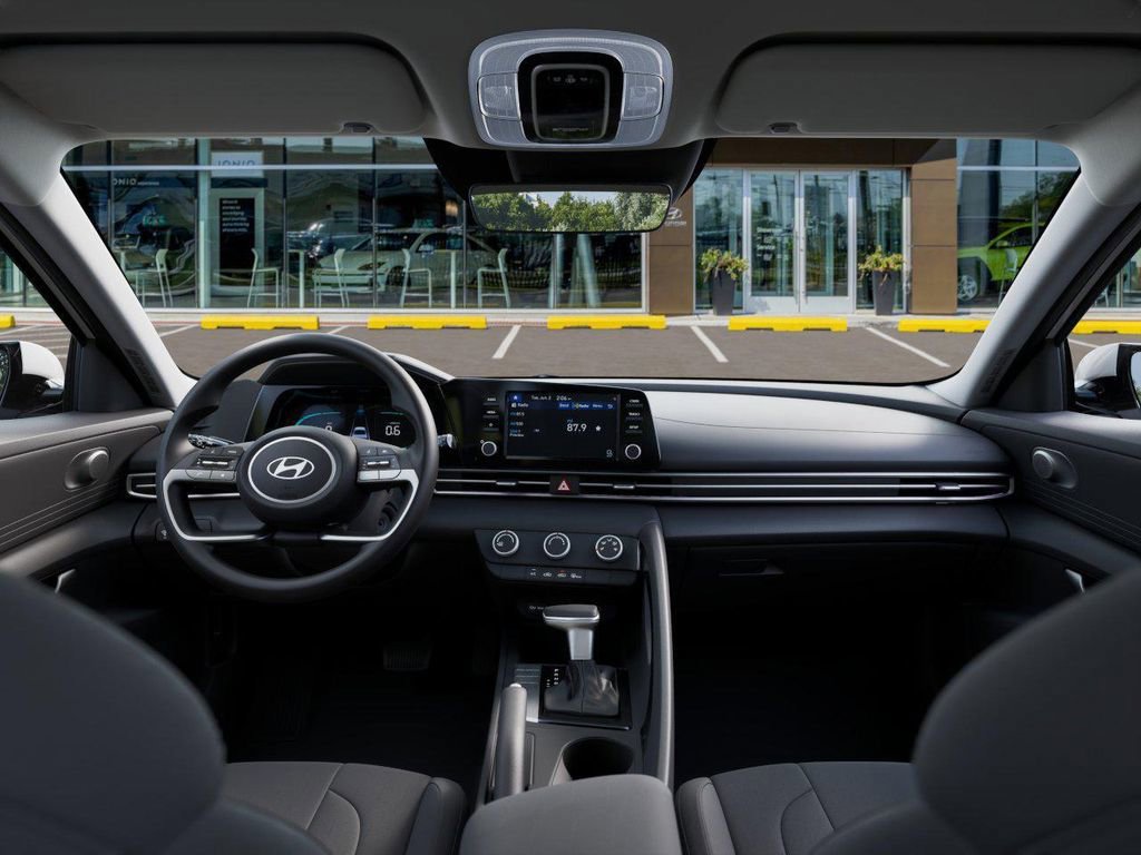 New 2026 Hyundai Elantra SE FWD image 12