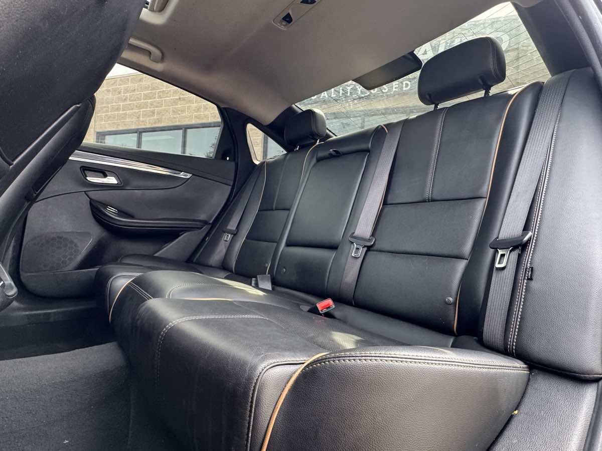 Used 2017 Chevrolet Impala Premier w/ Enhanced Convenience Package image 43