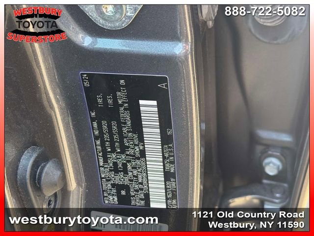 Used 2024 Toyota Highlander Limited AWD/4WD image 22