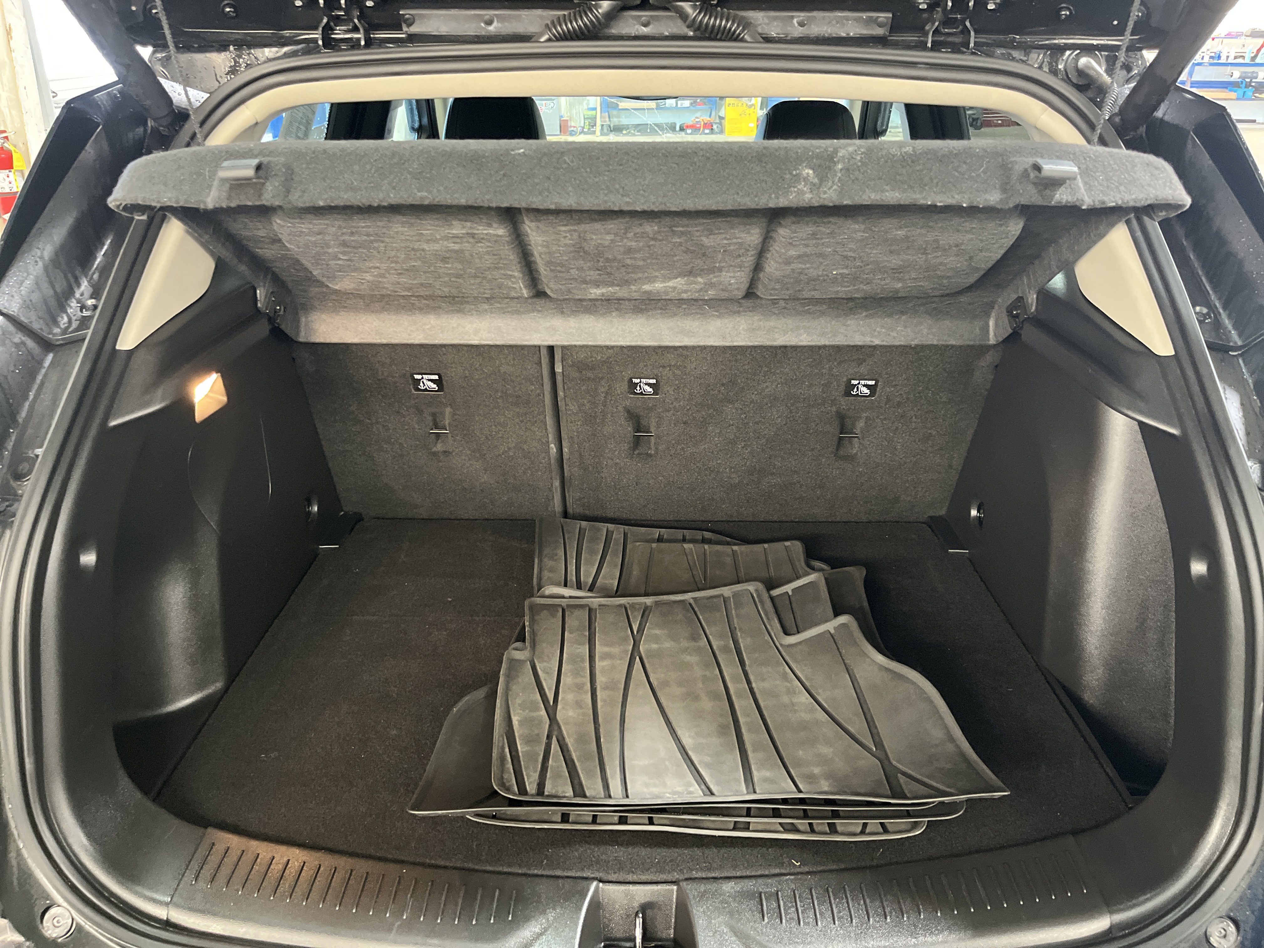 Used 2023 Buick Encore GX Select image 12