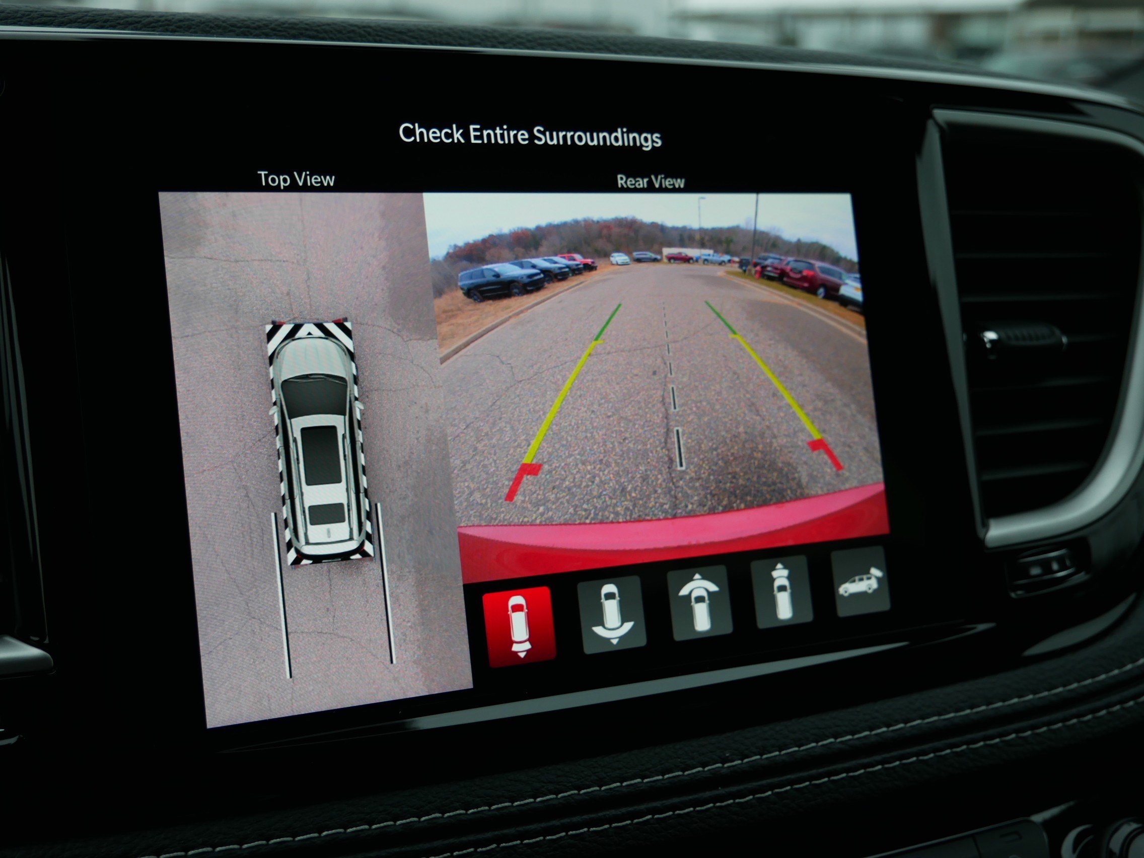 New 2026 Chrysler Pacifica Select image 22