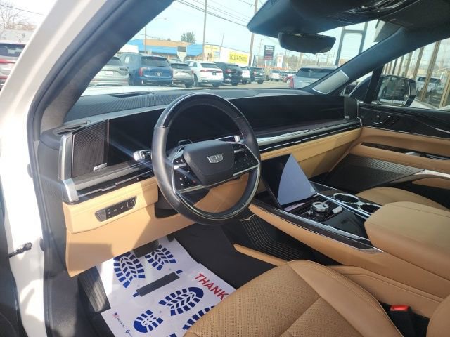 Used 2025 Cadillac Escalade IQ Sport 2 w/ LPO, ONYX Package image 10