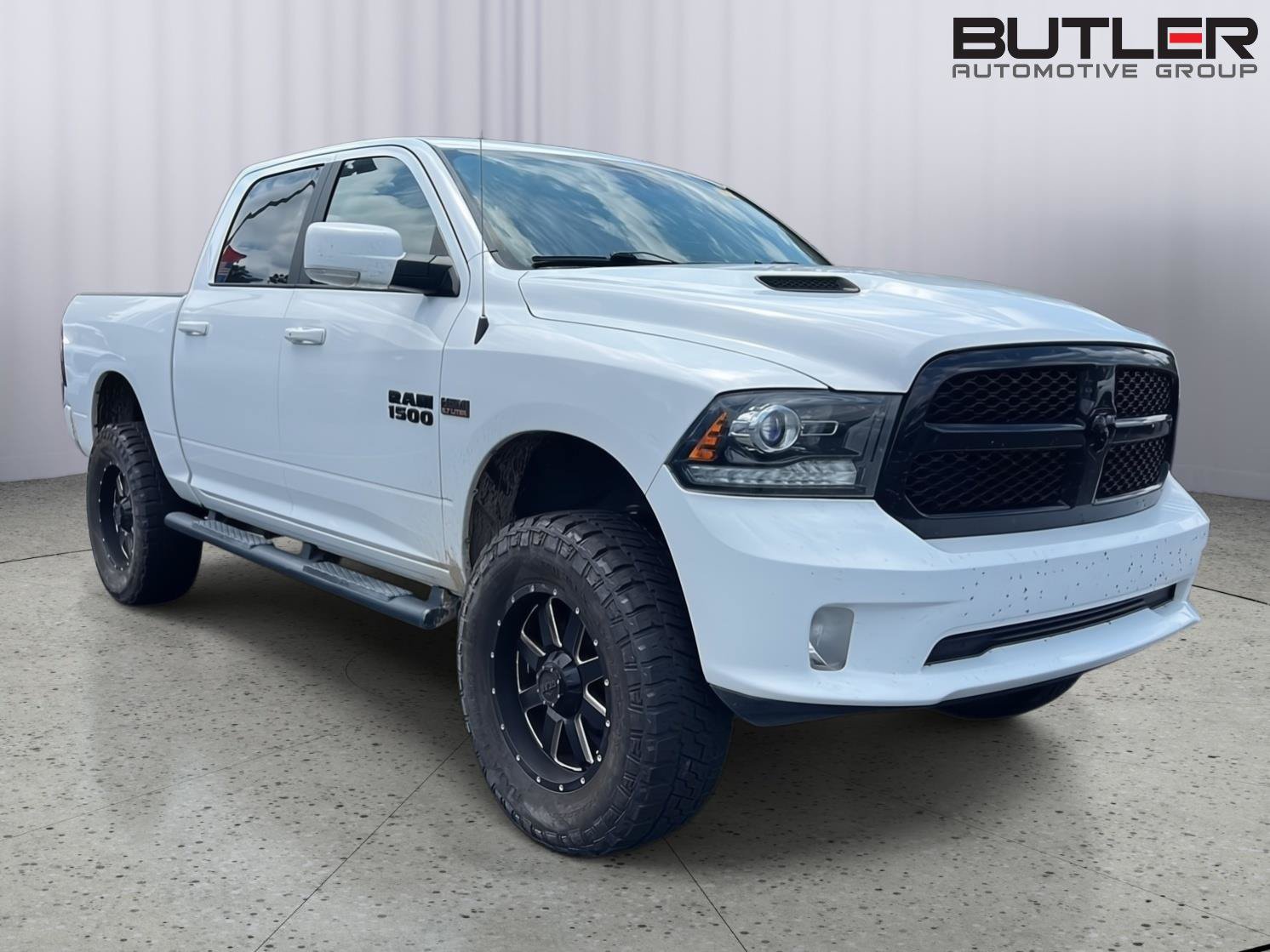 Used 2017 RAM 1500 Sport w/ Convenience Group AWD/4WD image 6