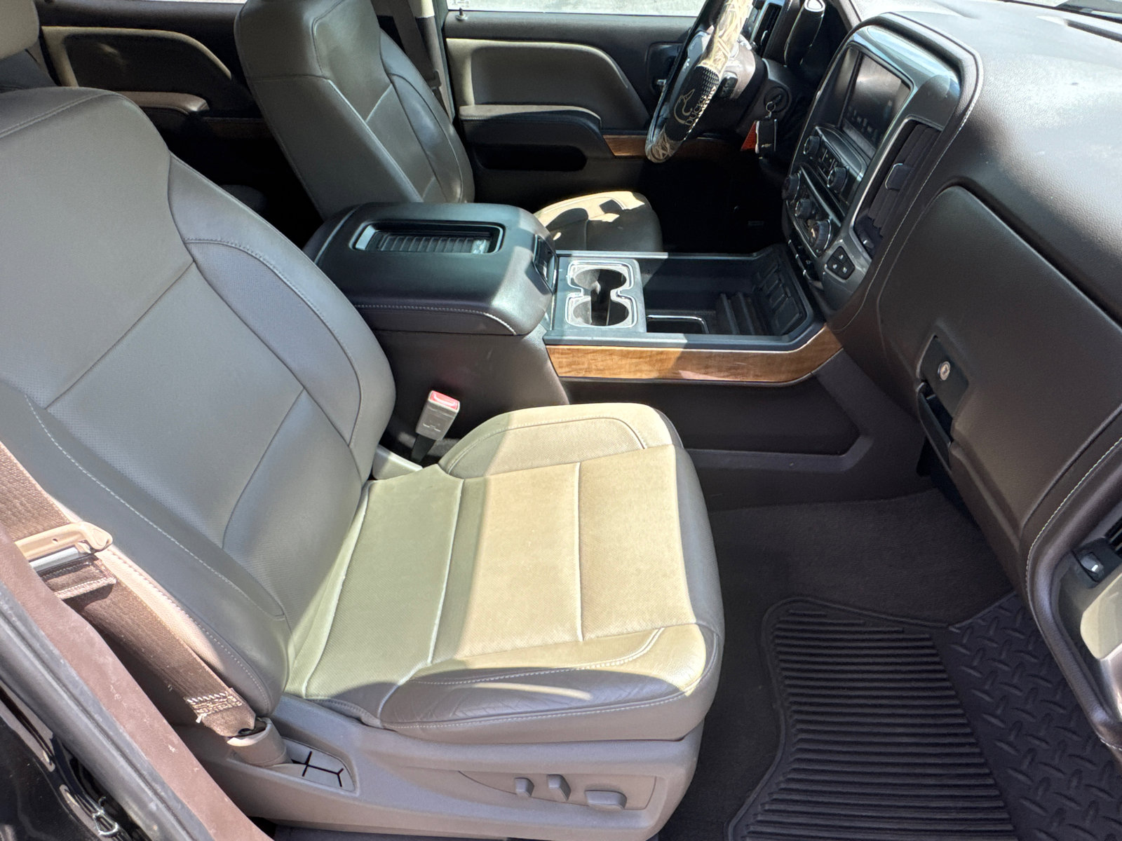 Used 2016 Chevrolet Silverado 1500 LTZ w/ Sport Package AWD/4WD image 15