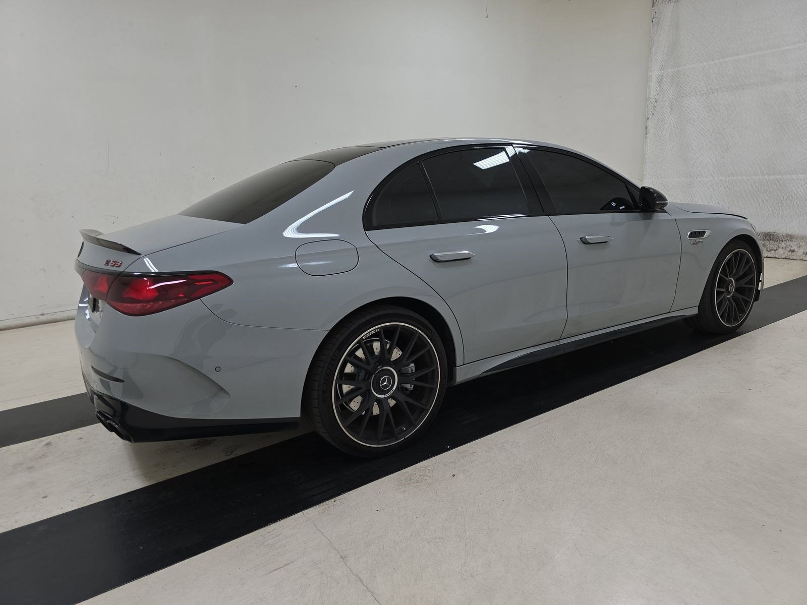 Used 2025 Mercedes-Benz E 53 AMG e 4MATIC Sedan image 6