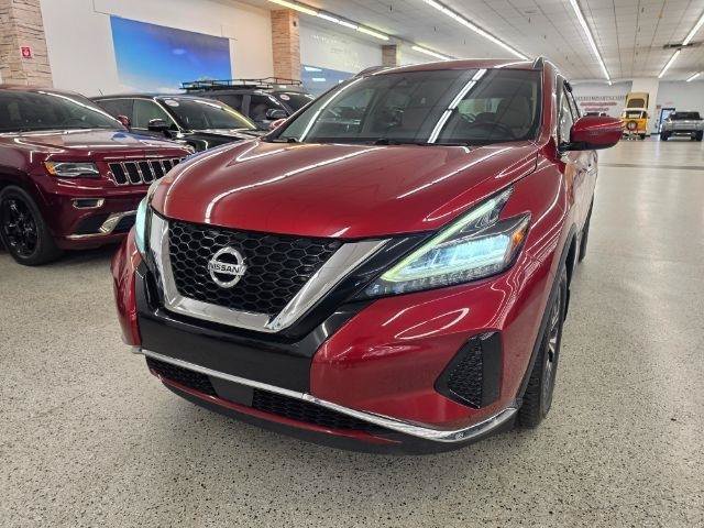 Used 2020 Nissan Murano SV FWD image 2