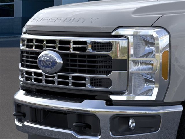 New 2026 Ford F350 XLT w/ 360-Degree Camera Package AWD/4WD image 17