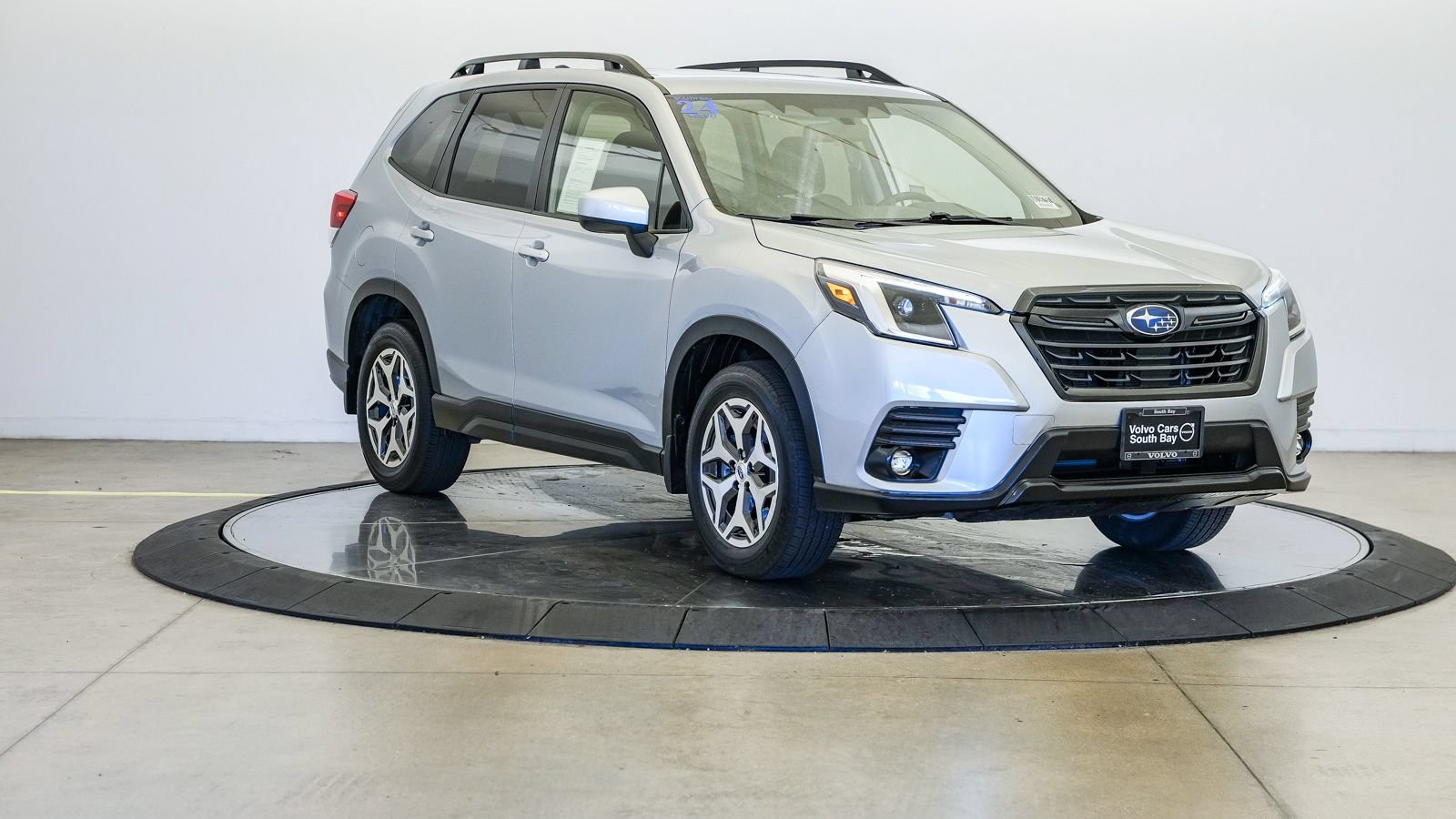 Used 2024 Subaru Forester Premium AWD/4WD image 6