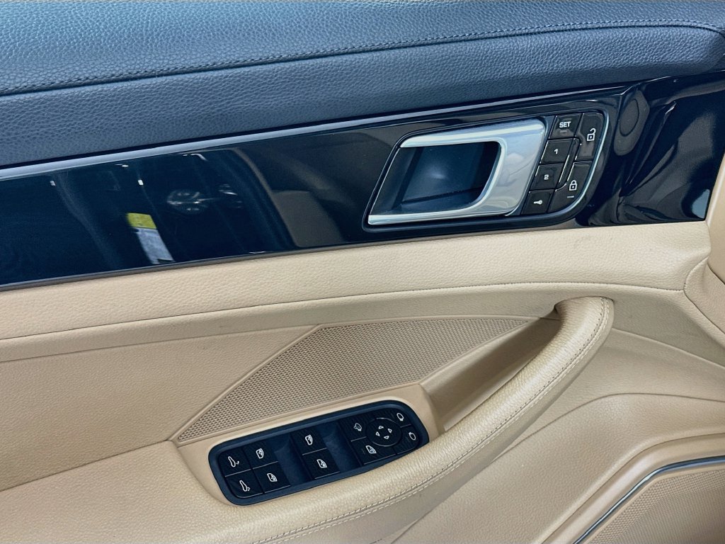 Certified 2021 Porsche Panamera RWD image 20