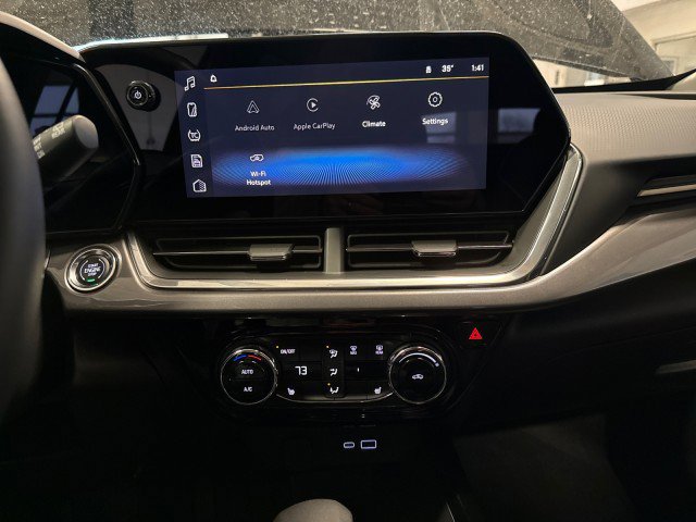Used 2025 Chevrolet Trax ACTIV w/ Driver Confidence Package image 20