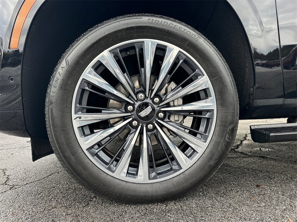 Used 2025 Cadillac Escalade Sport Platinum image 11