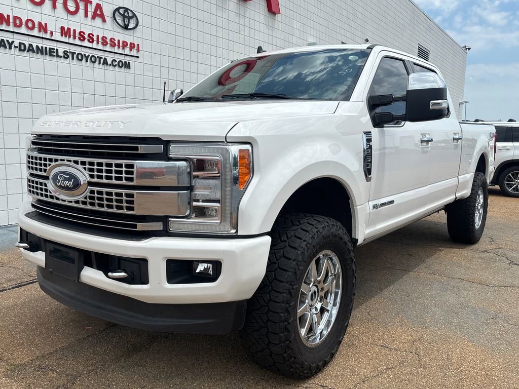 Used 2019 Ford F250 Platinum AWD/4WD image 1