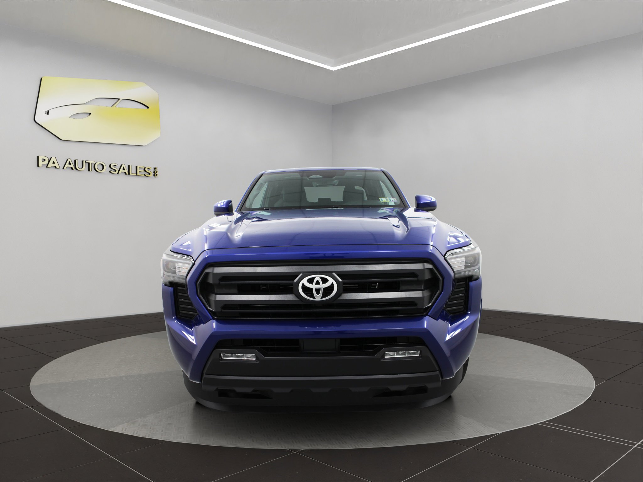 Used 2024 Toyota Tacoma TRD Off-Road image 2