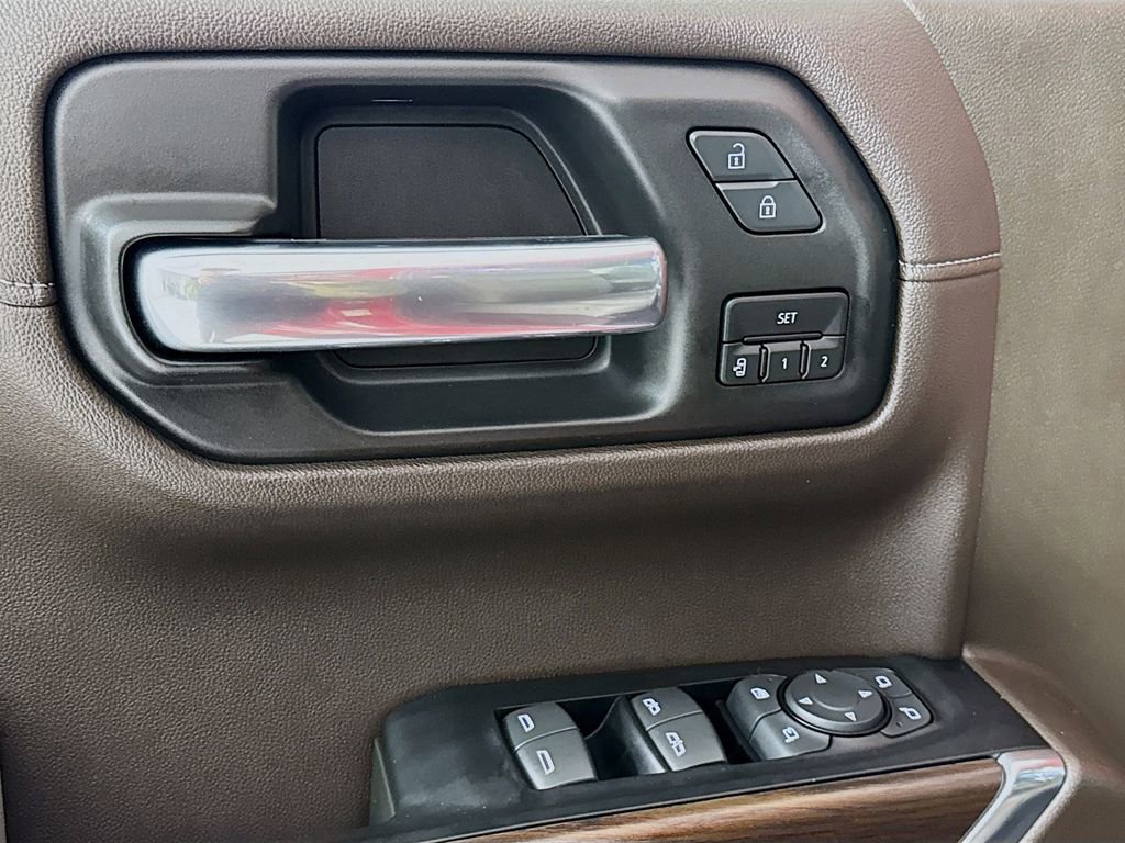 Used 2019 GMC Sierra 1500 SLT image 15