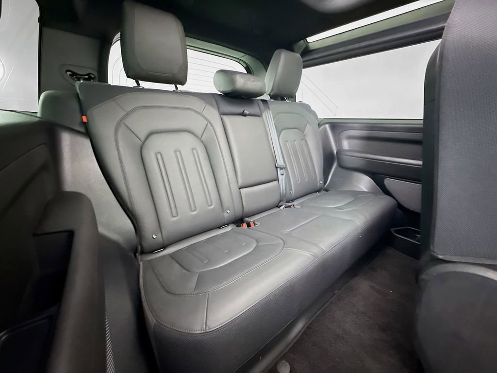 Used 2021 Land Rover Defender 90 X image 28