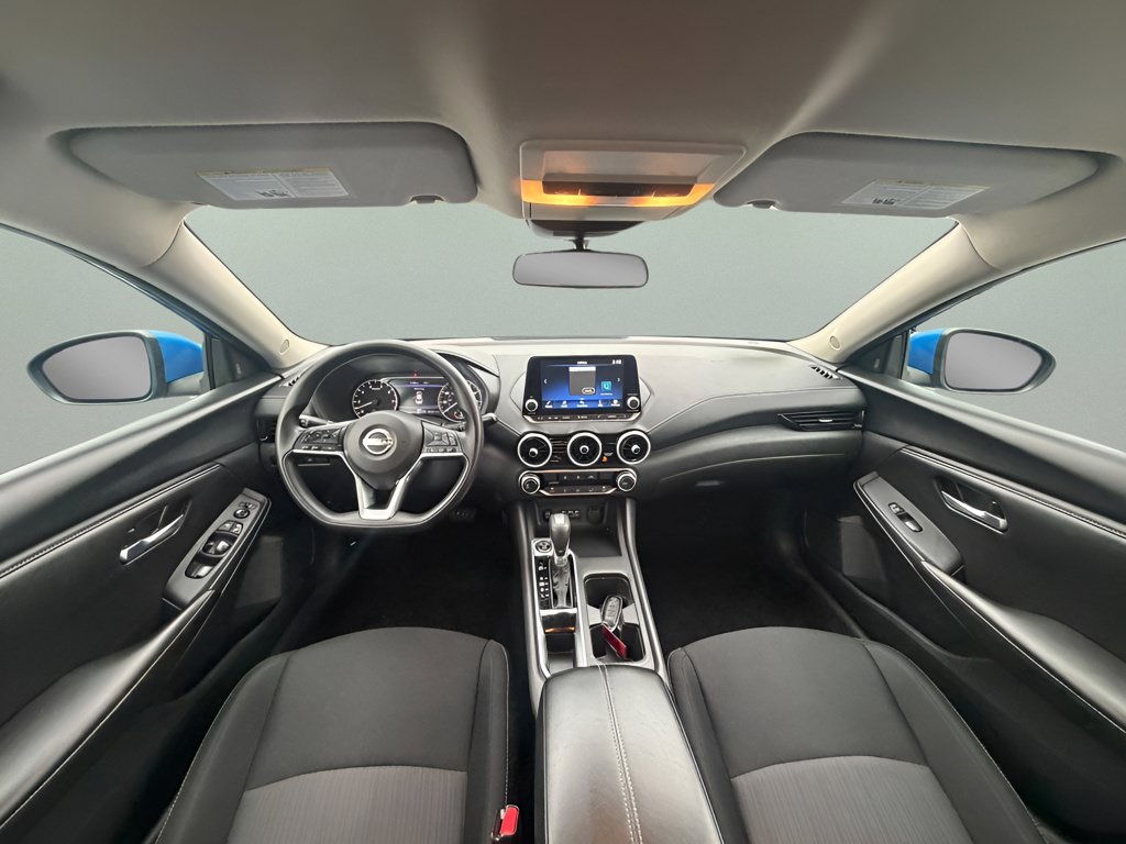 Used 2025 Nissan Sentra SV FWD image 16