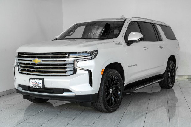 Used 2021 Chevrolet Suburban High Country AWD/4WD image 4