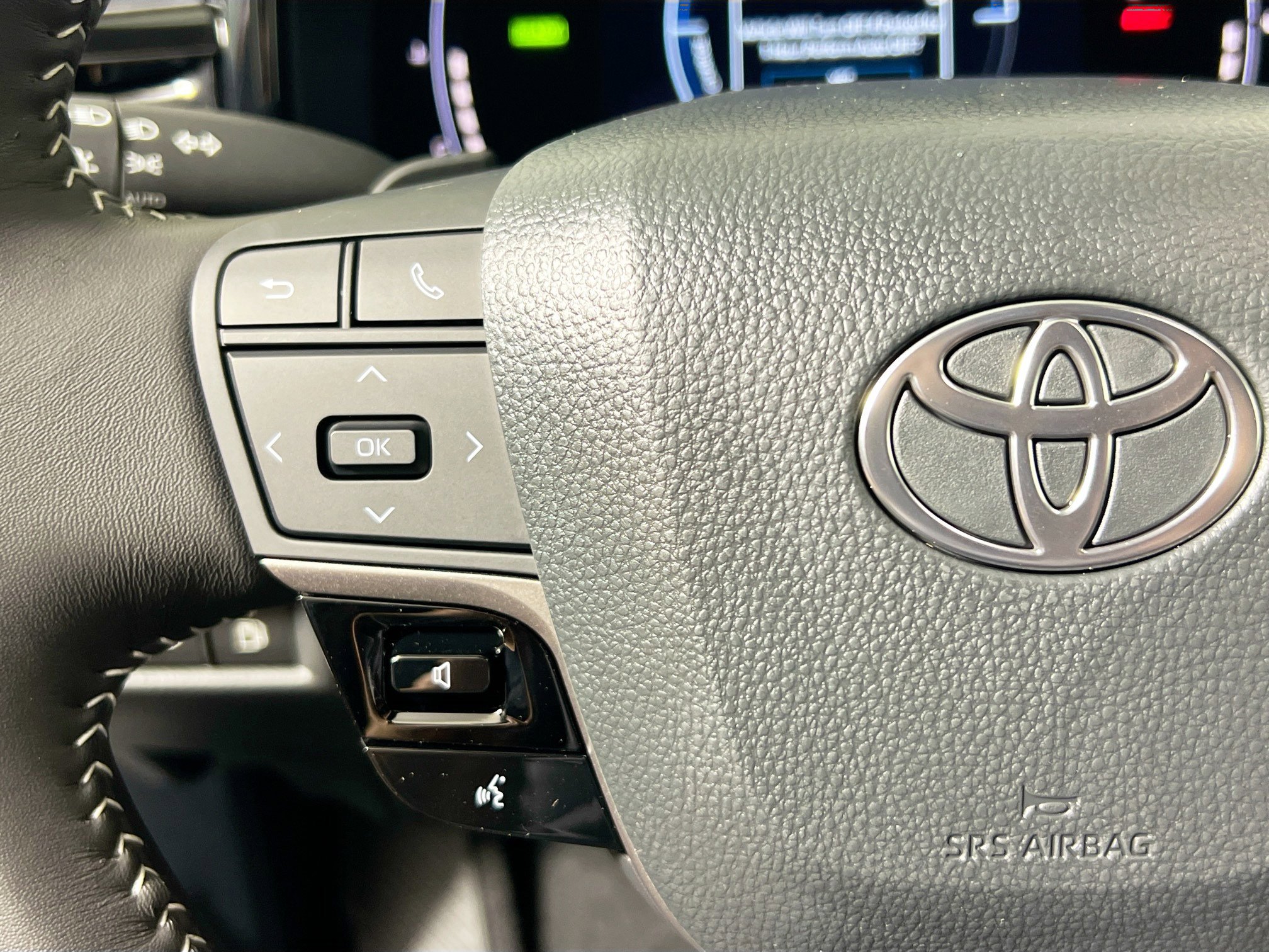 New 2026 Toyota Camry SE FWD image 18