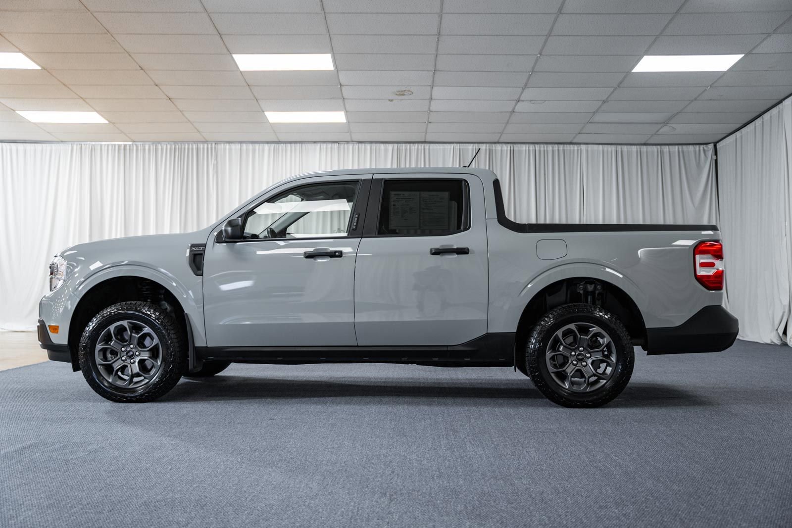 Certified 2022 Ford Maverick XLT w/ Equipment Group 300A Standard image 5