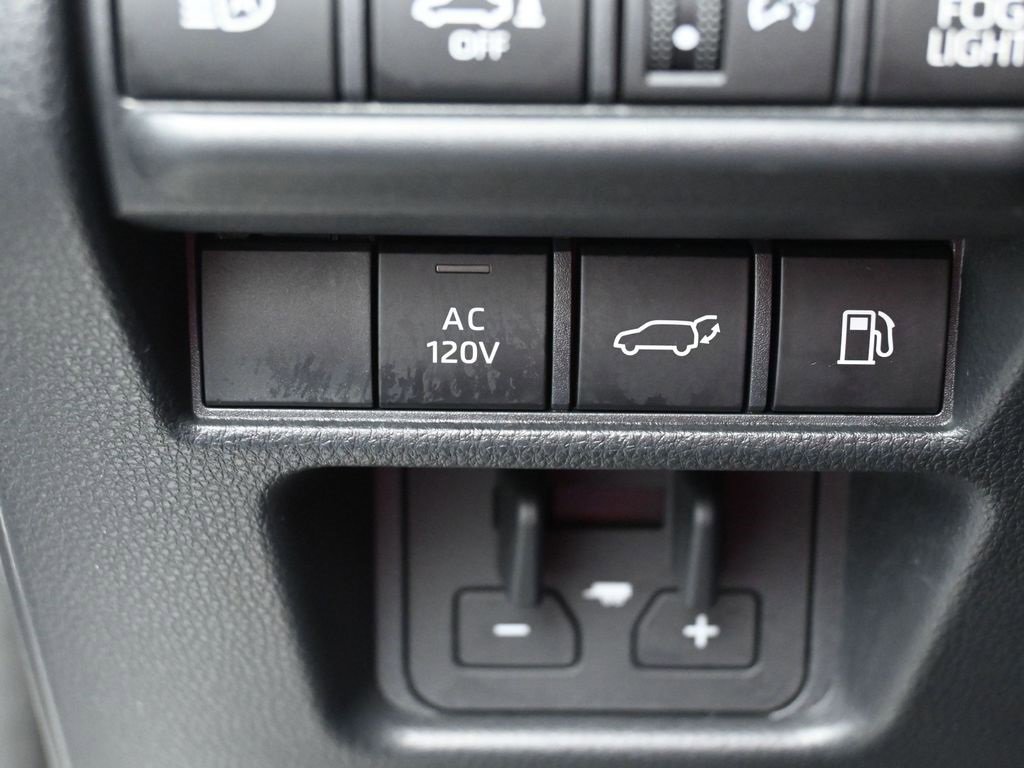 Certified 2024 Toyota Land Cruiser image 16