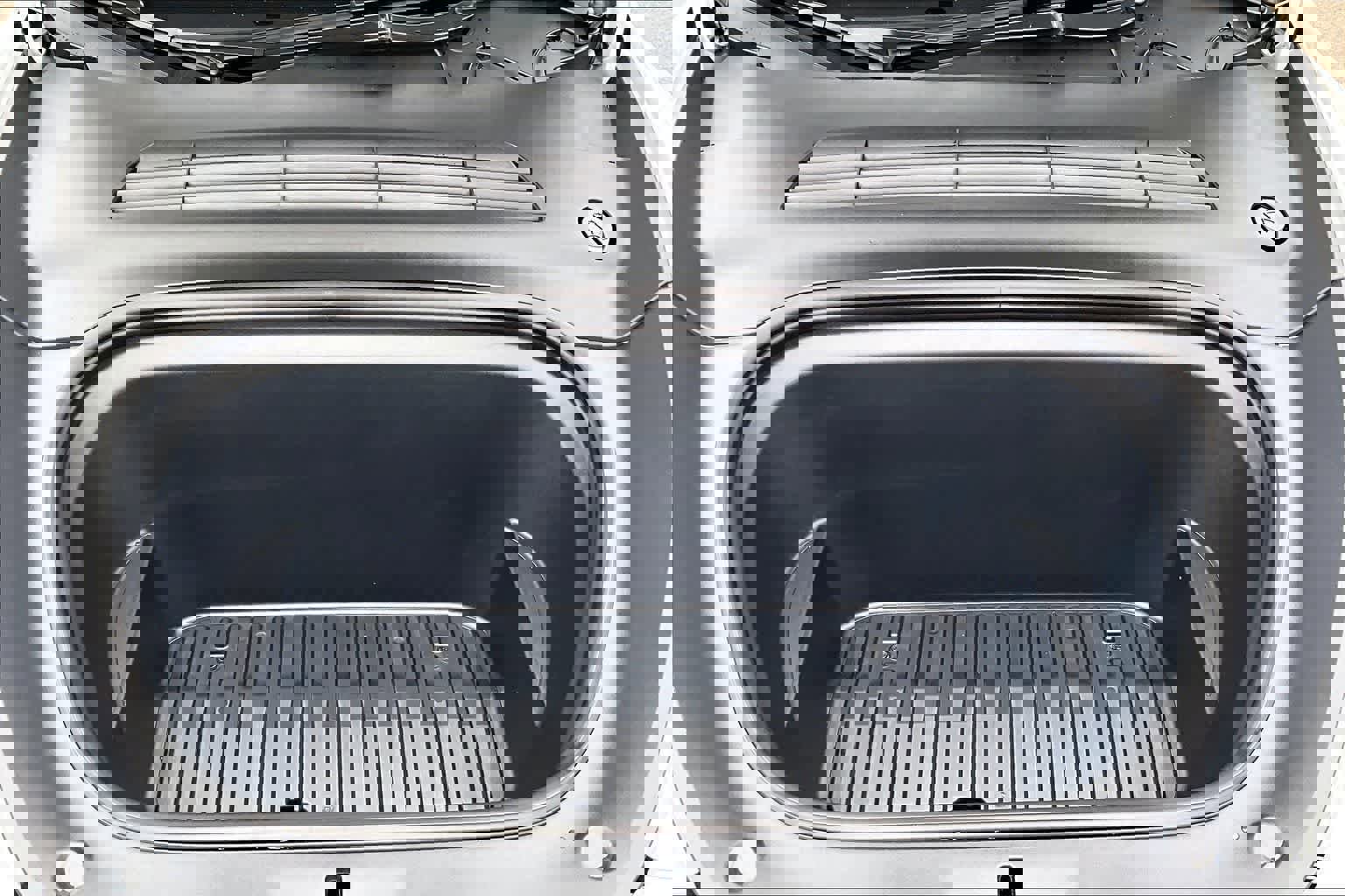 Used 2023 Tesla Model Y Long Range image 9