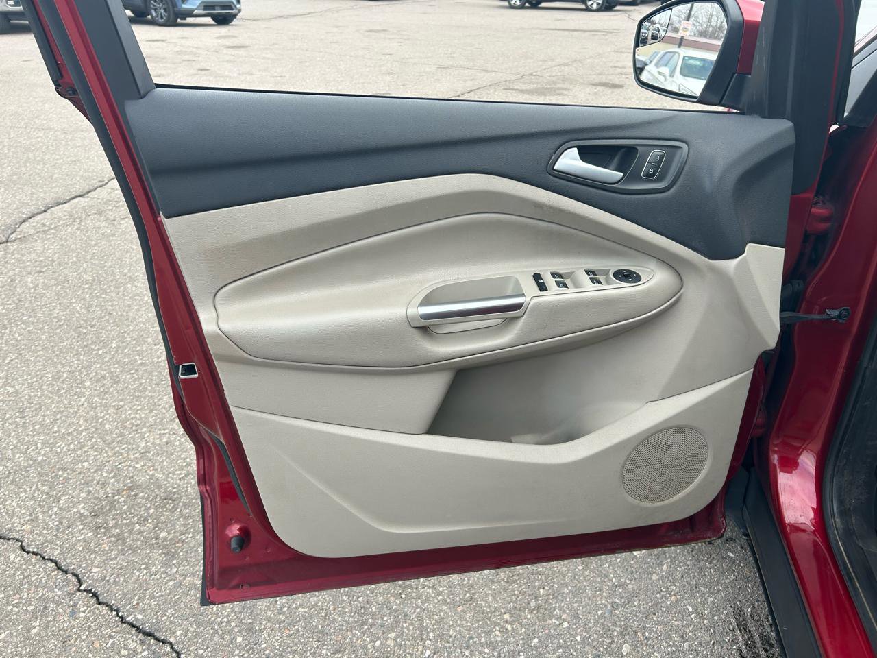 Used 2018 Ford Escape SE AWD/4WD image 14