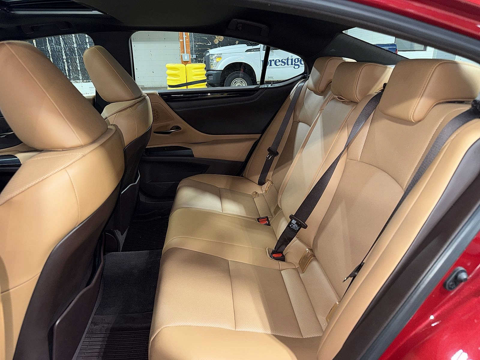 Used 2021 Lexus ES 250 w/ Premium Package AWD/4WD image 17