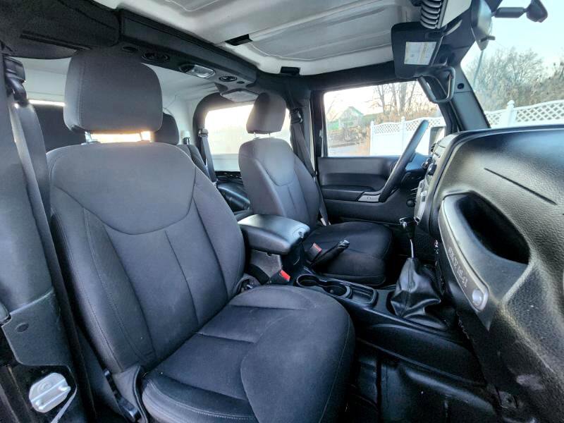 Used 2015 Jeep Wrangler Sport image 31