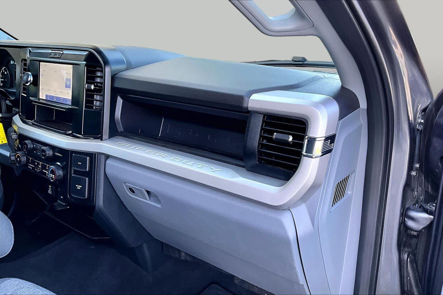 Used 2025 Ford F350 XL w/ STX Appearance Package AWD/4WD image 19