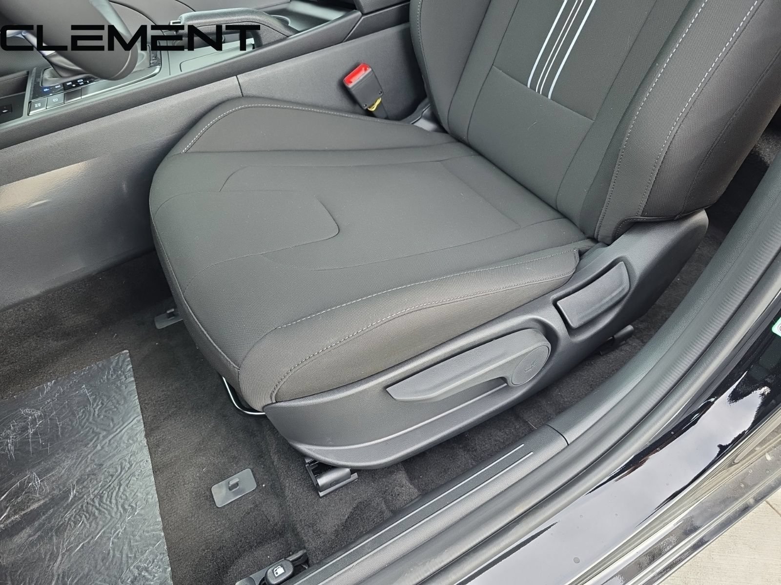 Certified 2025 Hyundai Elantra Sport FWD image 28