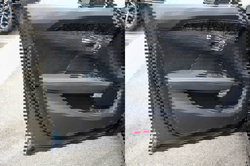 Used 2025 Audi RS e-tron GT performance image 23