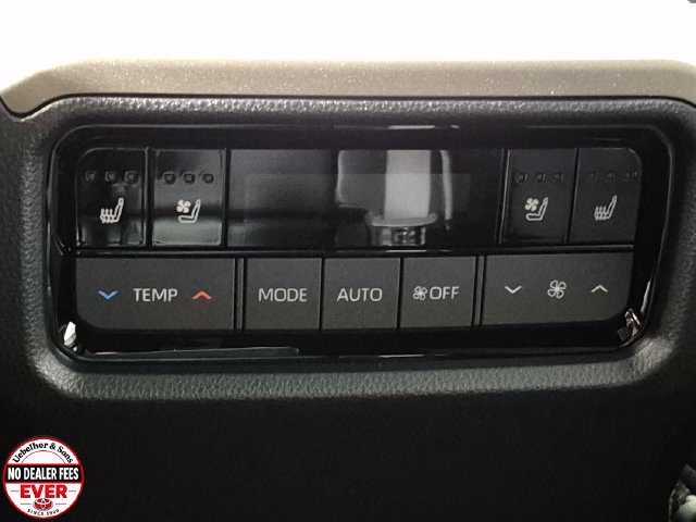 New 2027 Toyota Land Cruiser w/ Premium Package AWD/4WD image 28