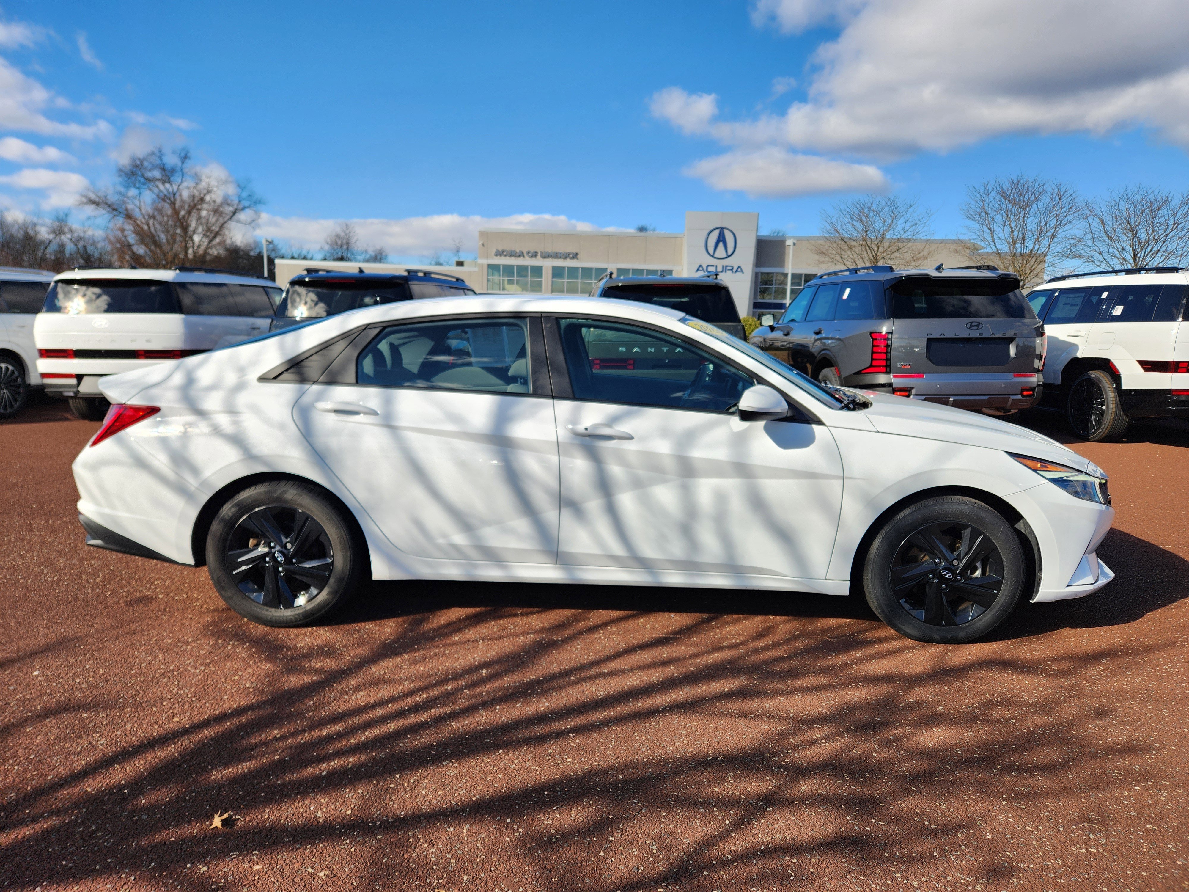 Certified 2023 Hyundai Elantra Blue image 7
