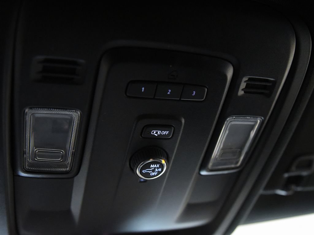 Used 2023 Chevrolet Tahoe LT AWD/4WD image 30