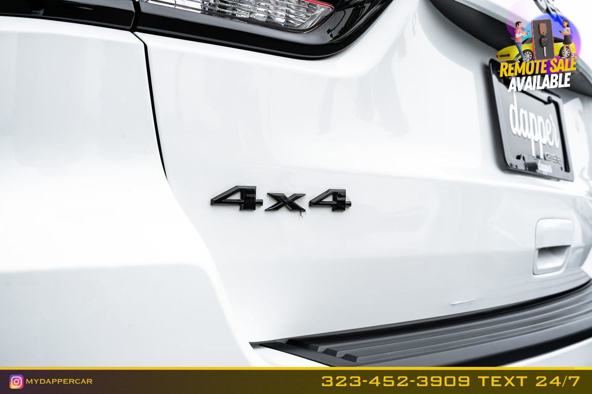 Used 2021 Jeep Grand Cherokee Laredo X AWD/4WD image 10