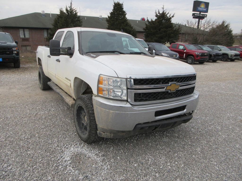 Used 2014 Chevrolet Silverado 2500 LT image 2