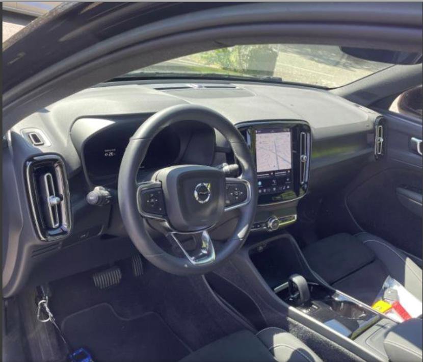 Used 2023 Volvo XC40 Recharge Plus AWD/4WD image 6