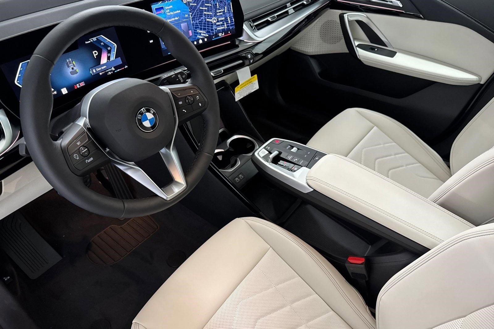 Used 2026 BMW X1 xDrive28i w/ Technology Package AWD/4WD image 4