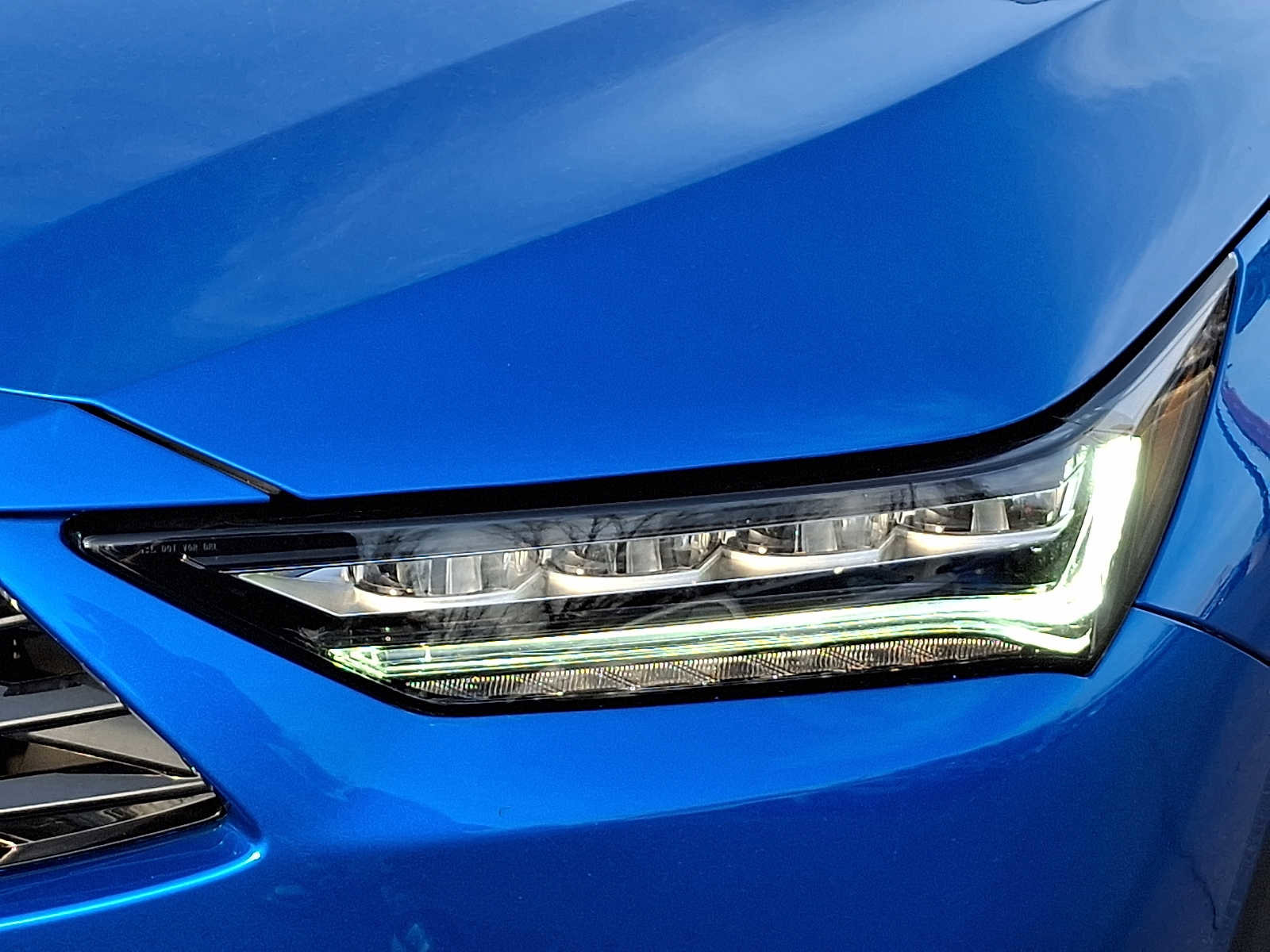 Used 2026 Acura MDX A-Spec image 9
