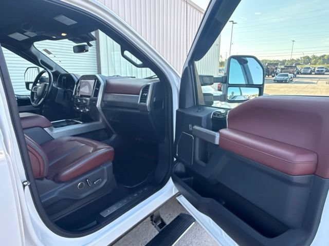 Used 2022 Ford F250 Platinum w/ FX4 Off-Road Package AWD/4WD image 21