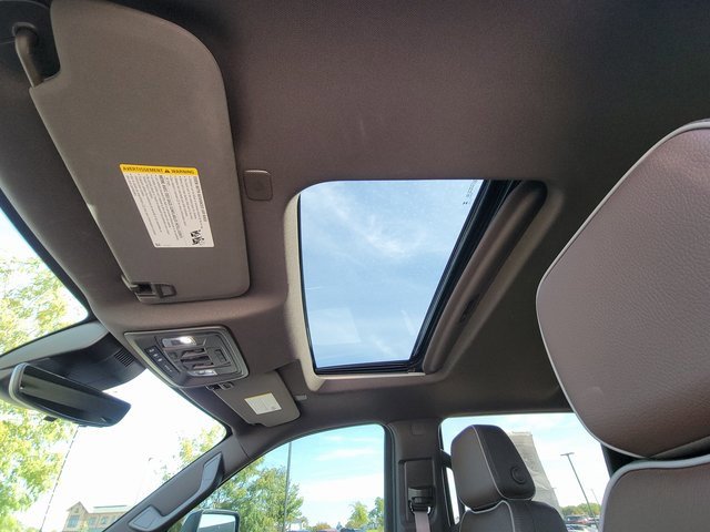 Used 2024 GMC Sierra 3500 Denali w/ Denali Reserve Package image 19