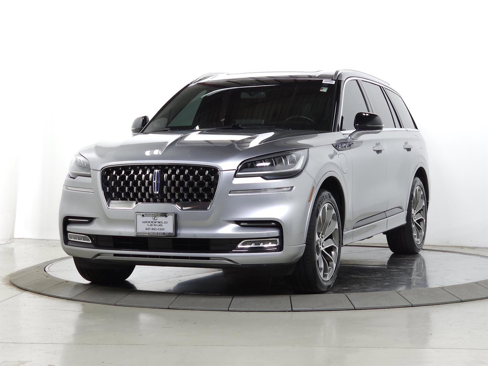 Used 2021 Lincoln Aviator Grand Touring w/ Elements Package Plus AWD/4WD image 3