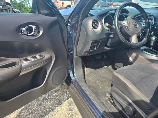 Used 2013 Nissan Juke SV AWD/4WD image 11