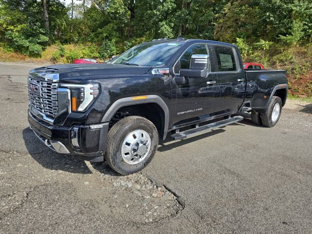 New 2025 GMC Sierra 3500 Denali w/ Denali Reserve Package