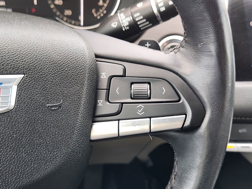 Certified 2023 Cadillac XT4 Premium Luxury w/ Cold Weather Package image 30