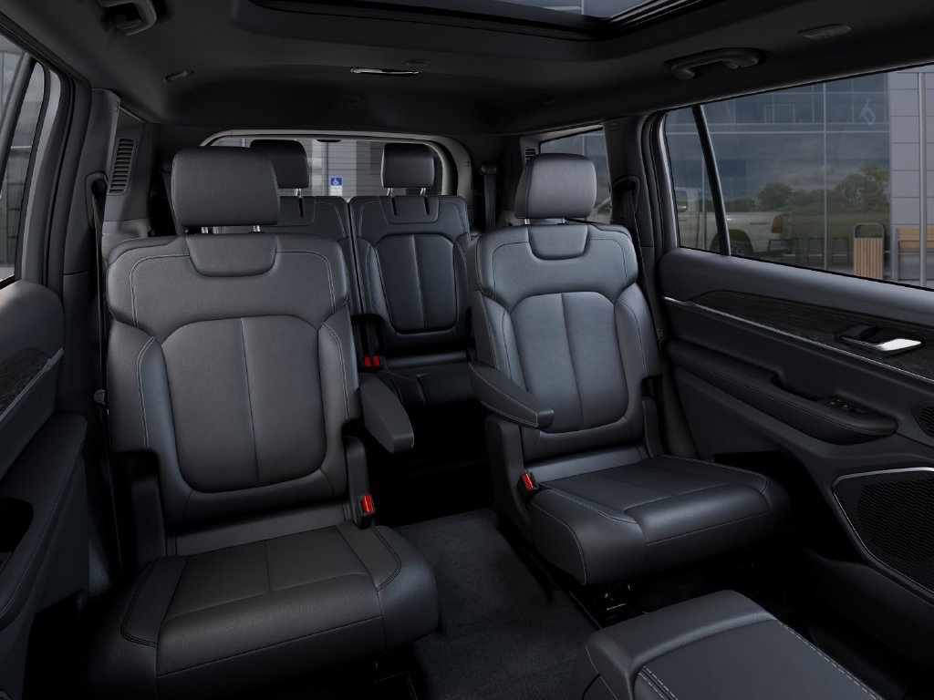 New 2027 Jeep Grand Cherokee L Limited AWD/4WD image 15